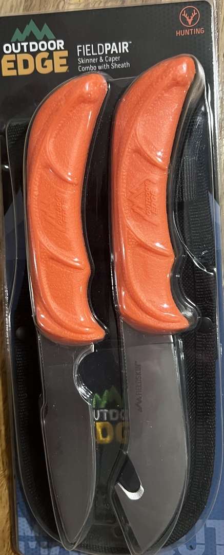 83725