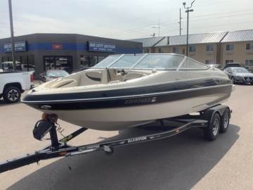2005 GLASTRON GX205