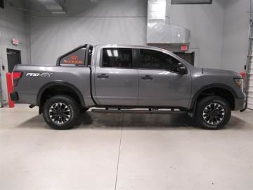 2021 NISSAN TITAN