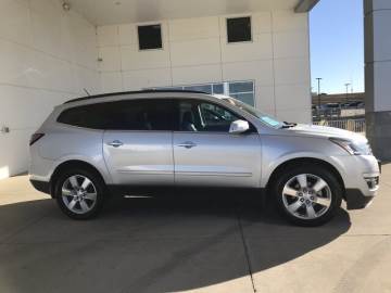 2017 CHEVROLET TRAVERSE