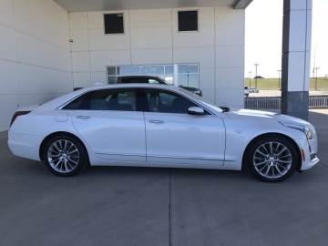 2017 CADILLAC CT6