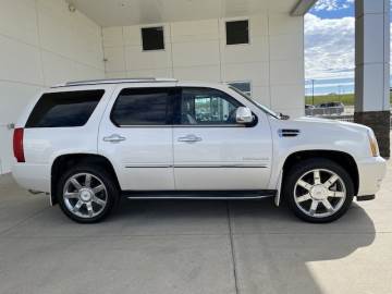 2013 CADILLAC ESCALADE