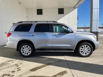 2013 TOYOTA SEQUOIA