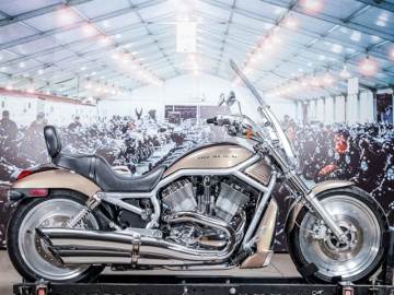 2004 HARLEY DAVIDSON VRSCA - V-ROD