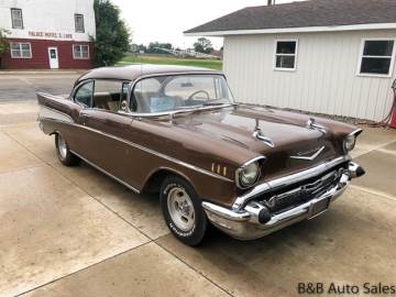 1957 CHEVROLET BEL AIR