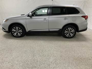 2020 MITSUBISHI OUTLANDER
