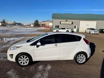 2012 FORD FIESTA