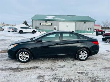2011 HYUNDAI SONATA
