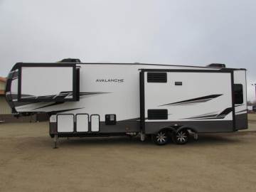 2020 KEYSTONE AVALANCHE 312RS