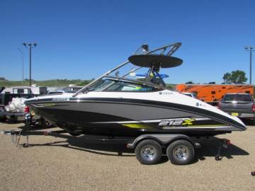 2016 YAMAHA 212X