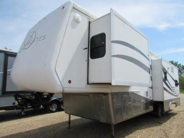 2005 DOUBLE TREE RV 33RS3