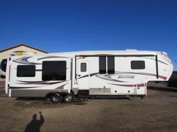 2014 KEYSTONE ALPINE 3450RL