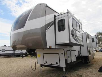 2022 FOREST RIVER SANDPIPER F391FLRB