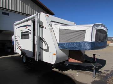 2008 R-VISION TRAIL LITE M17