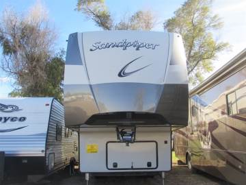 2022 FOREST RIVER SANDPIPER F321RL