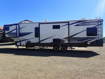 2022 HEARTLAND ROAD WARRIOR F351RW