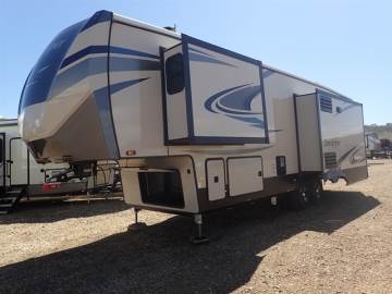 2021 FOREST RIVER SANDPIPER F321RL