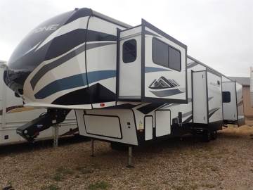 2021 HEARTLAND RV 379 FLML