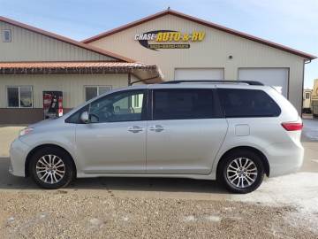2020 TOYOTA SIENNA