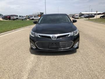 2015 TOYOTA AVALON