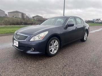 2013 INFINITI G37 SEDAN