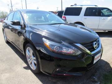 2017 NISSAN ALTIMA