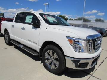 2018 NISSAN TITAN