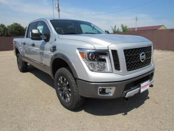 2019 NISSAN TITAN XD