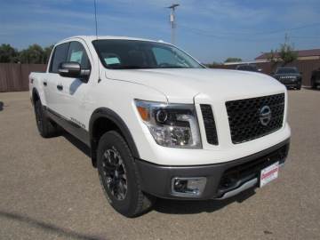 2019 NISSAN TITAN