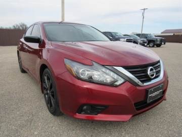 2017 NISSAN ALTIMA