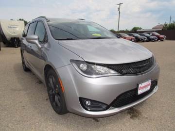 2020 CHRYSLER PACIFICA