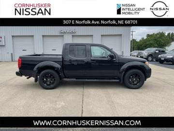 2020 NISSAN FRONTIER