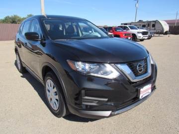 2017 NISSAN ROGUE