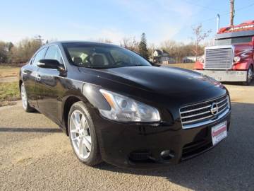 2010 NISSAN MAXIMA