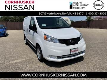 2021 NISSAN NV200