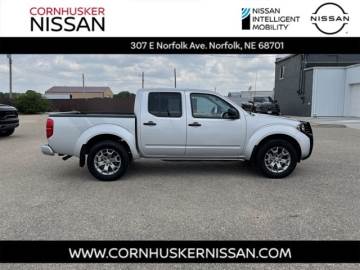 2020 NISSAN FRONTIER