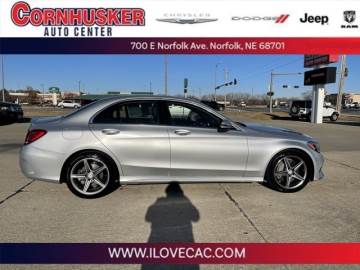 2016 MERCEDES-BENZ C-CLASS