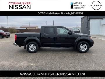 2017 NISSAN FRONTIER