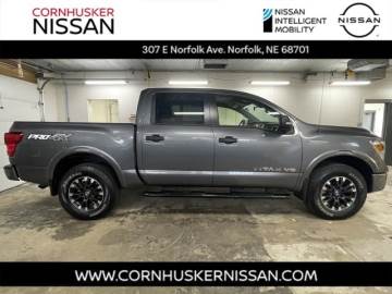 2019 NISSAN TITAN