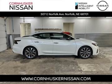 2023 NISSAN MAXIMA