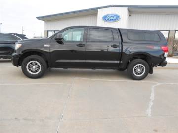 2011 TOYOTA TUNDRA
