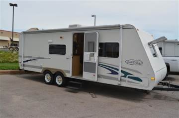 2004 R-VISION TRAIL-CRUISER