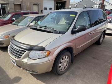 2006 CHRYSLER TOWN & COUNTRY