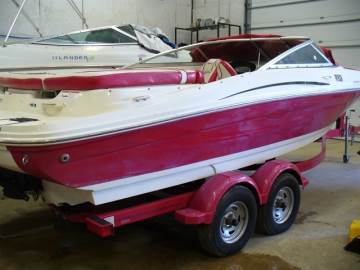 2010 SEA RAY 205 SPORT