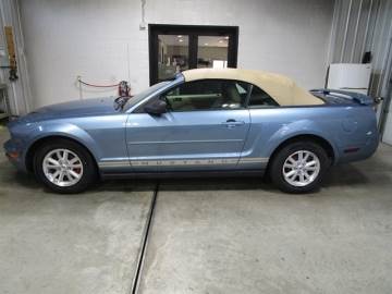 2006 FORD MUSTANG