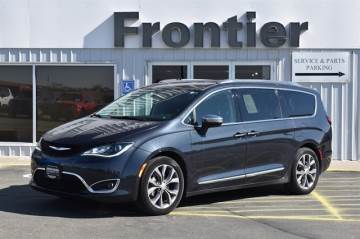 2019 CHRYSLER PACIFICA
