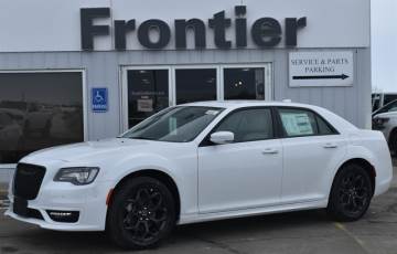 2022 CHRYSLER 300
