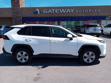 2019 TOYOTA RAV4