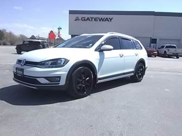 2019 VOLKSWAGEN GOLF