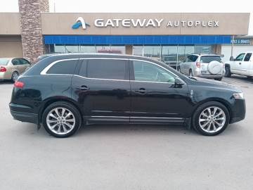 2011 LINCOLN MKT